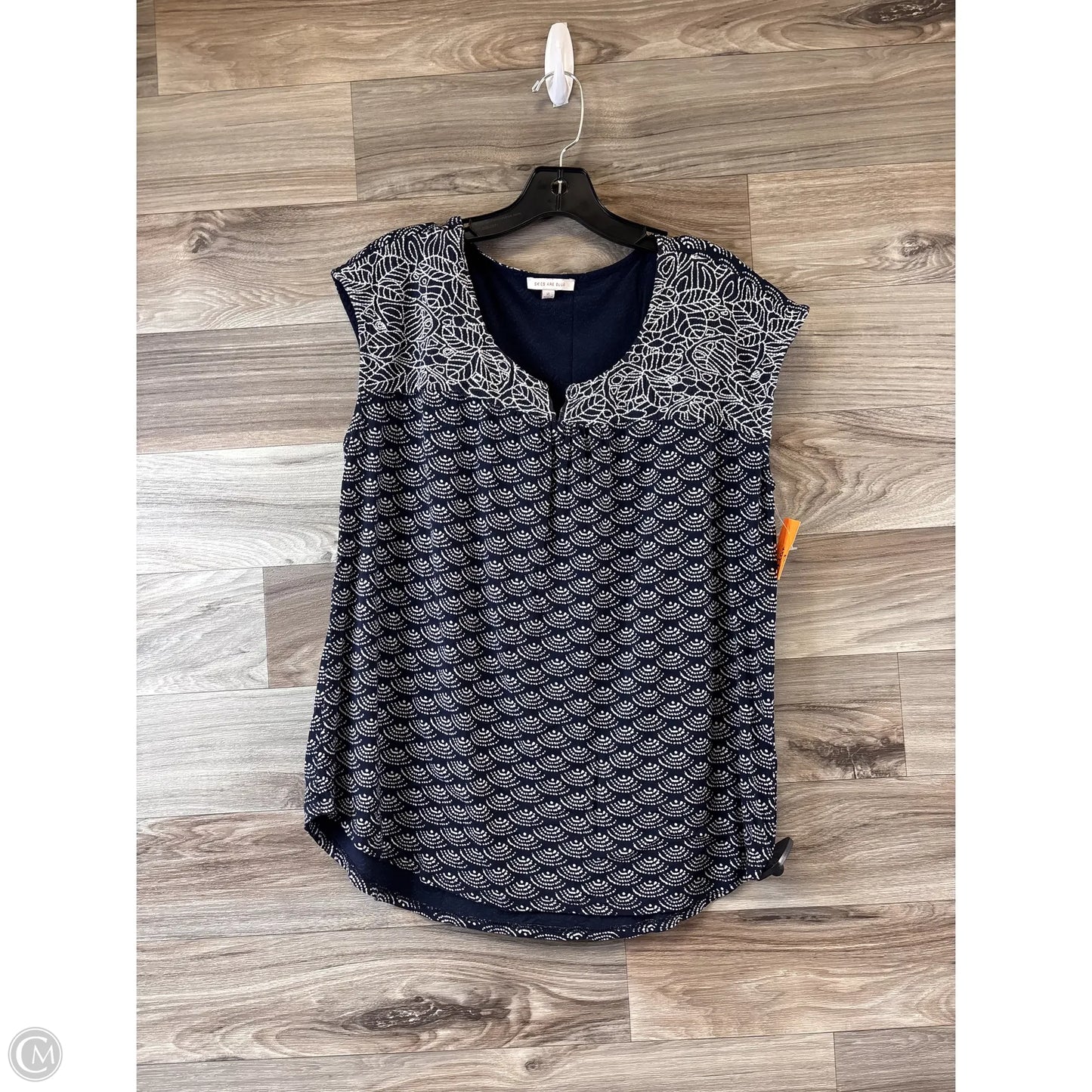 Top Short Sleeve Basic By Skies Are Blue In Blue & White, Size: Xl