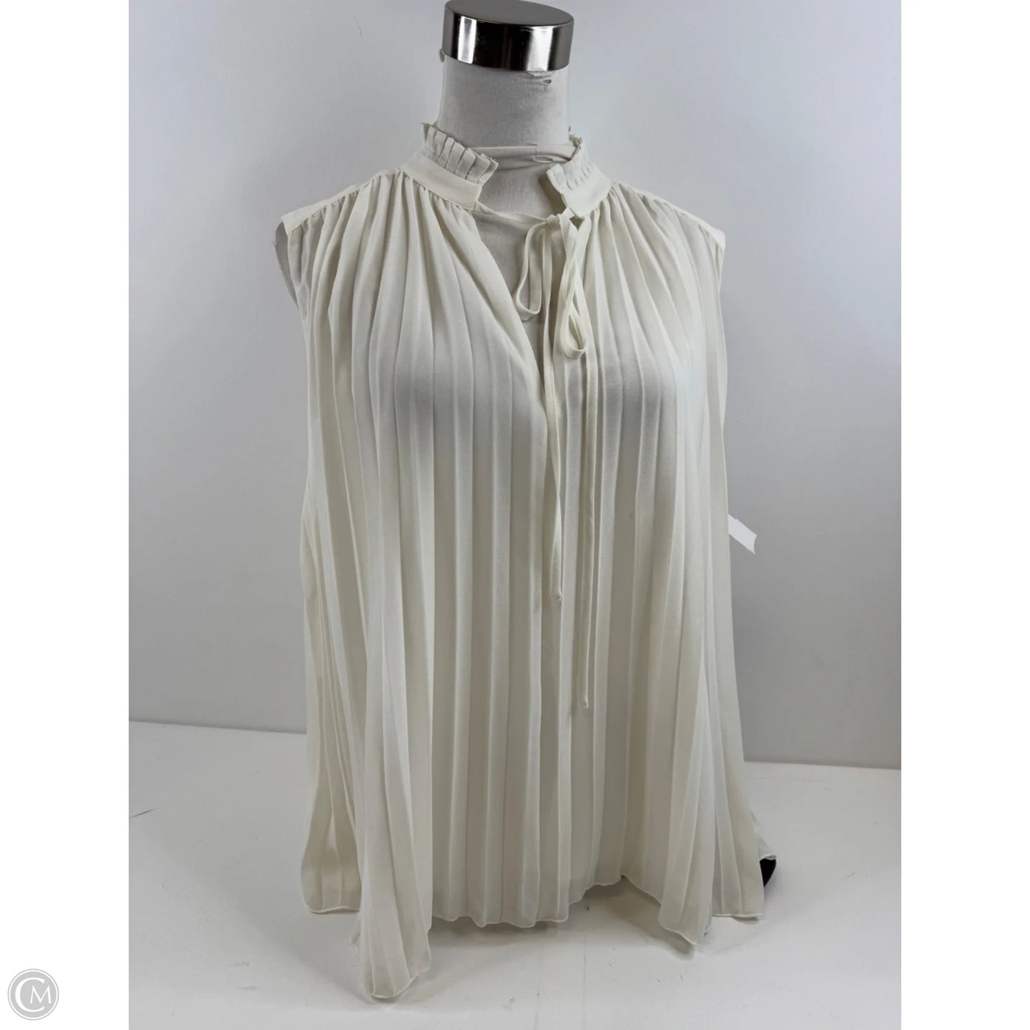 Top Sleeveless By H&m In White, Size: S