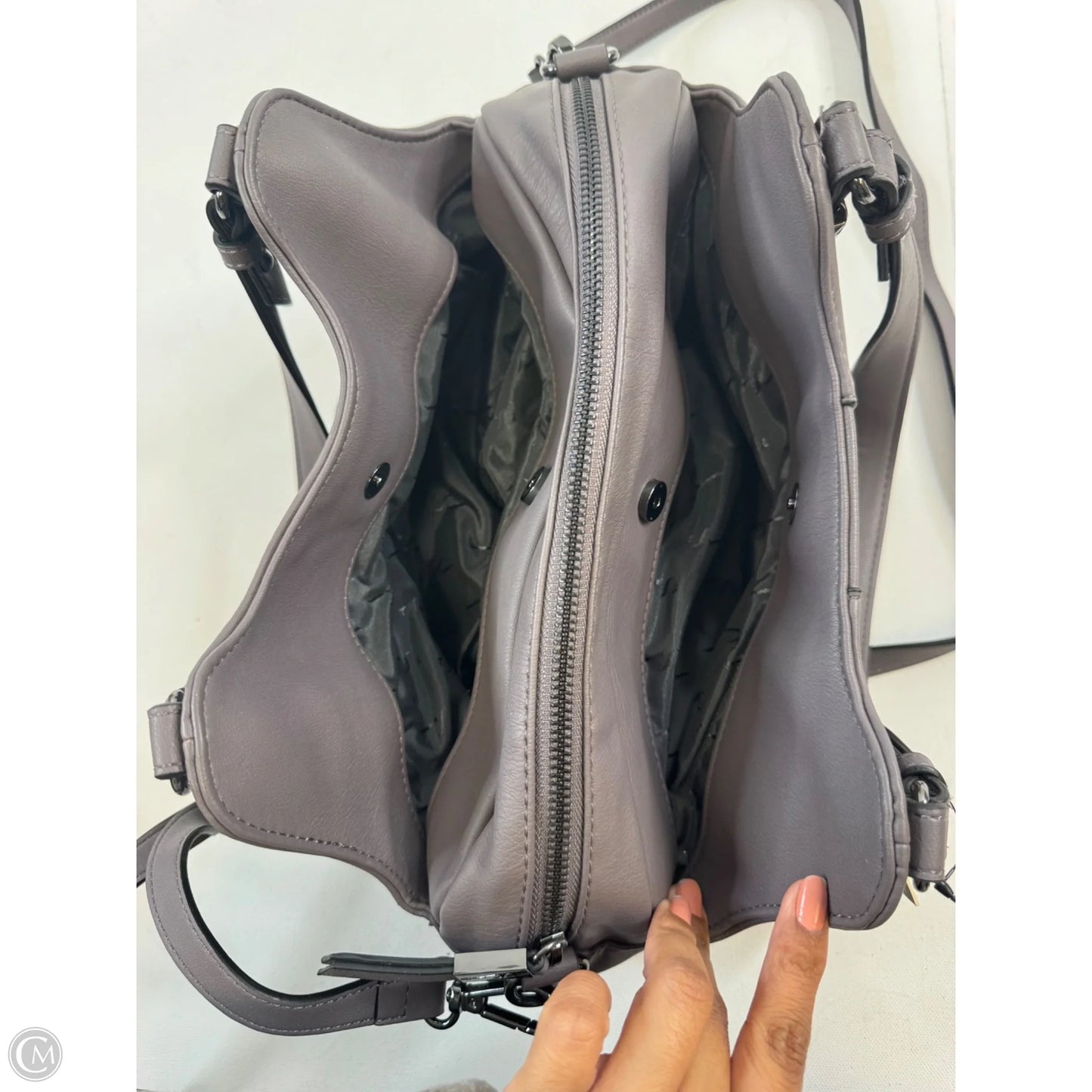 Handbag By Simply Vera, Size: Medium