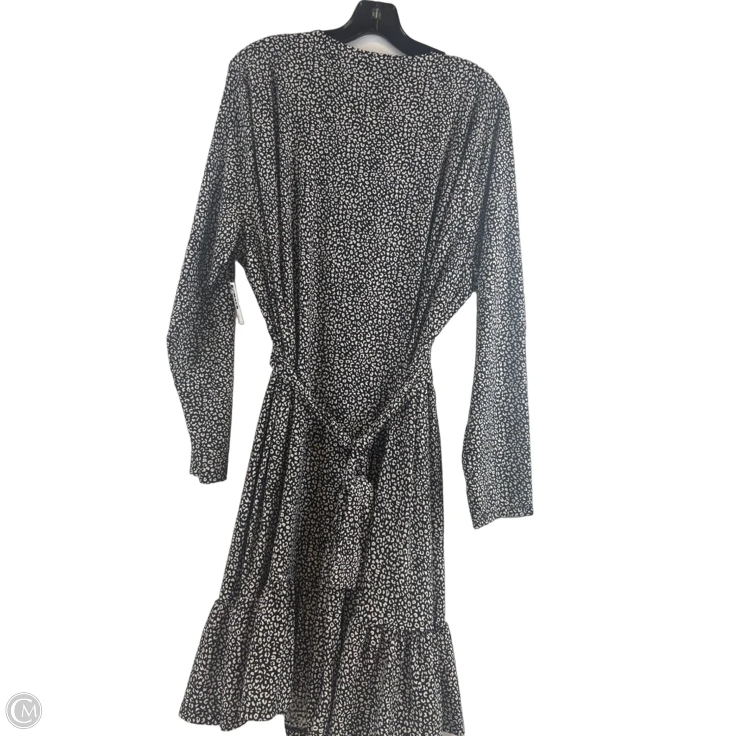 Dress Casual Short By Michael By Michael Kors In Black & White, Size: 3x