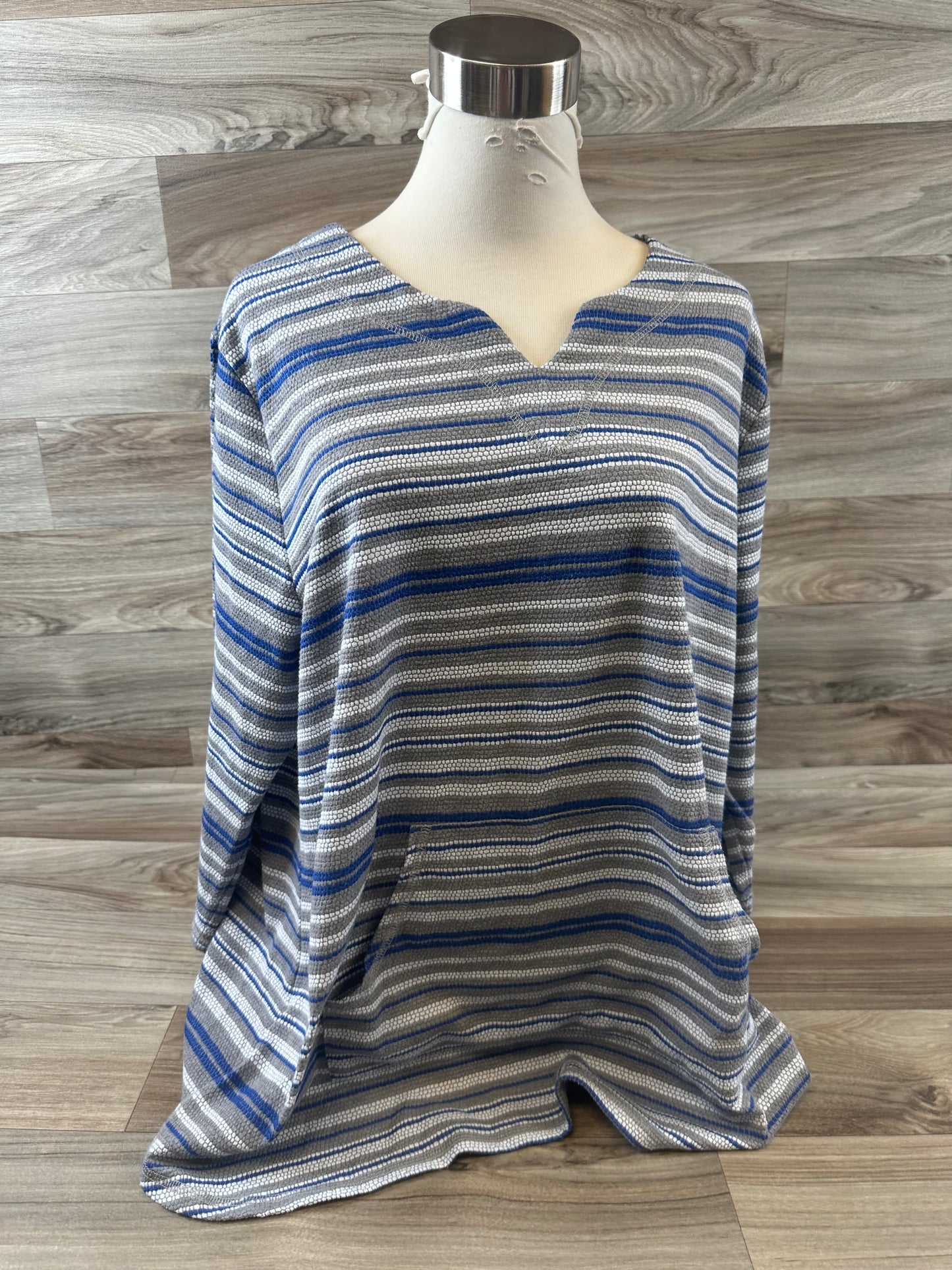 Top 3/4 Sleeve Basic By Clothes Mentor In Striped Pattern, Size: 1x