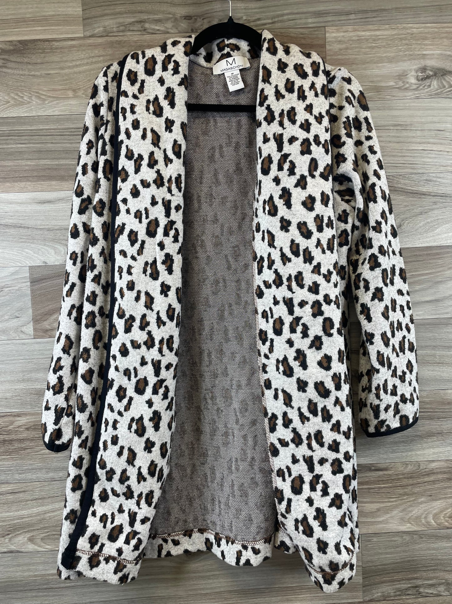 Sweater Cardigan By Clothes Mentor In Animal Print, Size: Osfm