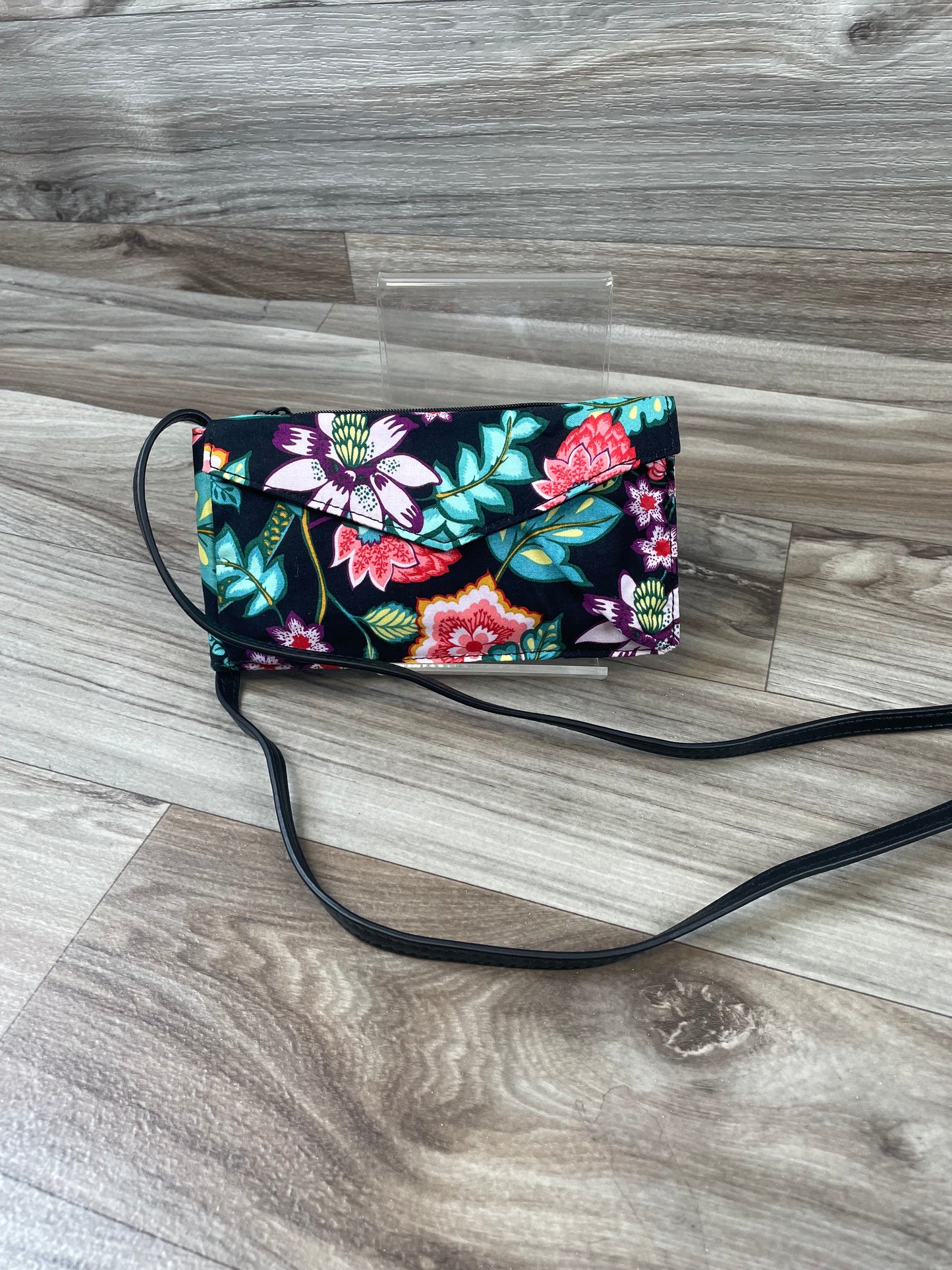 Crossbody By Vera Bradley, Size: Small