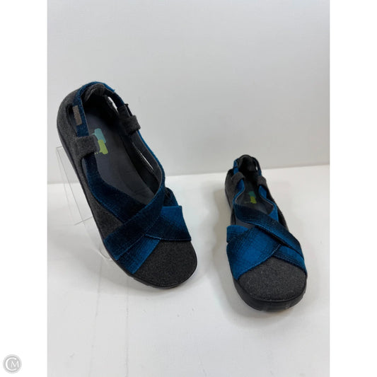 Shoes Athletic By Clothes Mentor In Blue & Grey, Size: 7