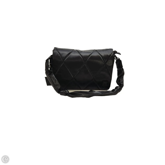 Crossbody By Clothes Mentor, Size: Medium