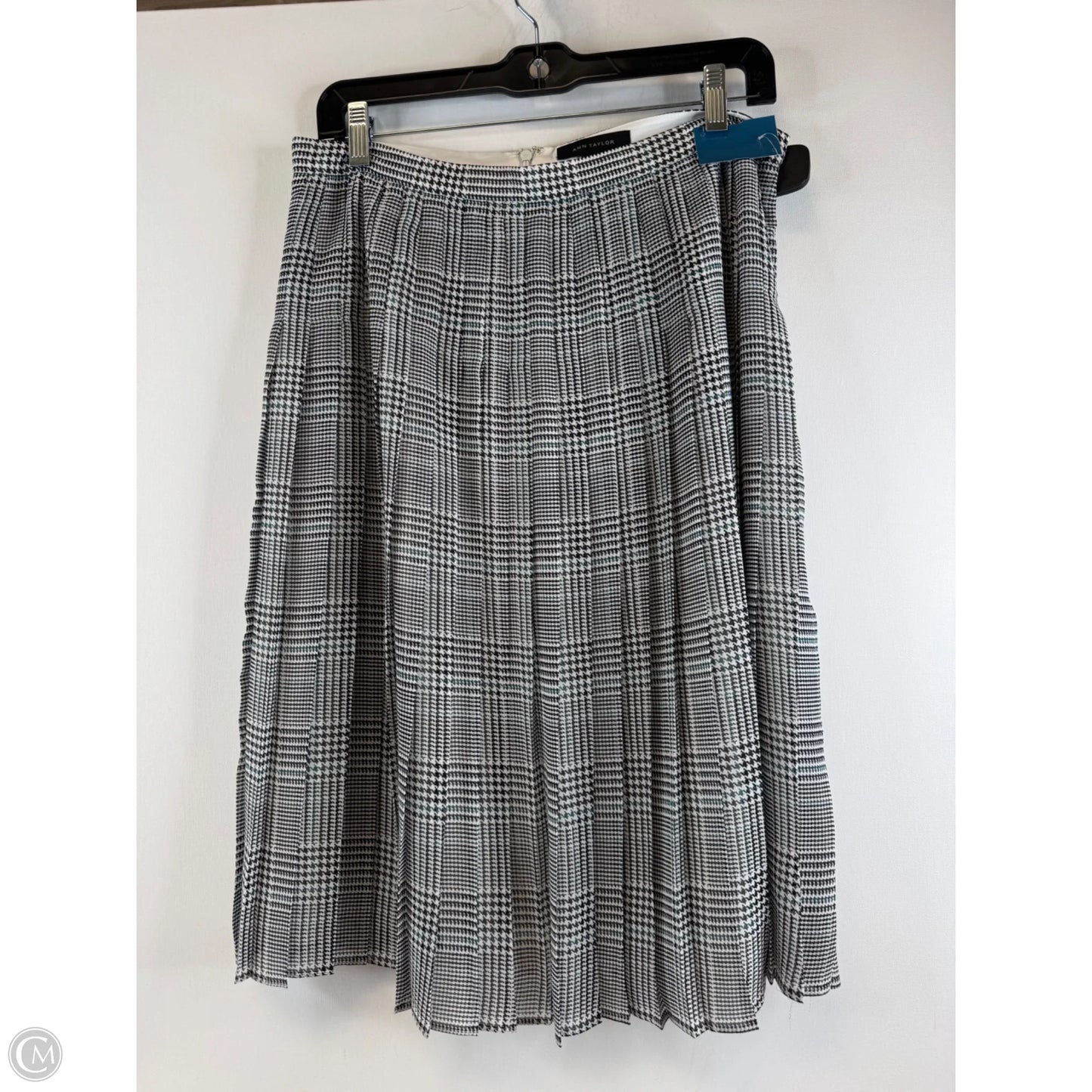 Skirt Midi By Ann Taylor In Black & White, Size: 8