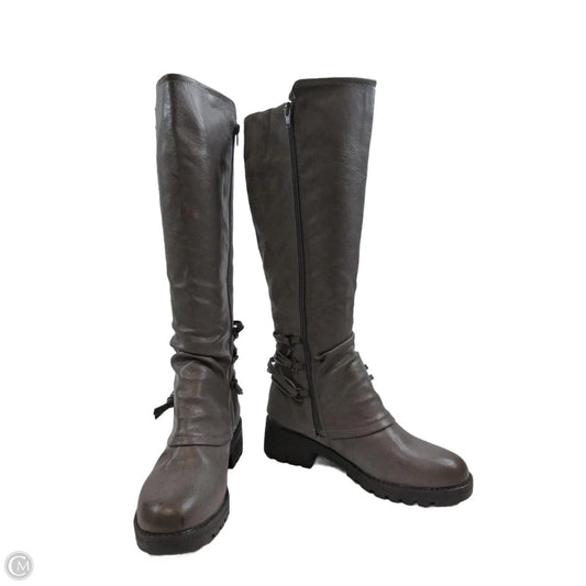 Boots Knee Heels By Clothes Mentor In Grey, Size: 9
