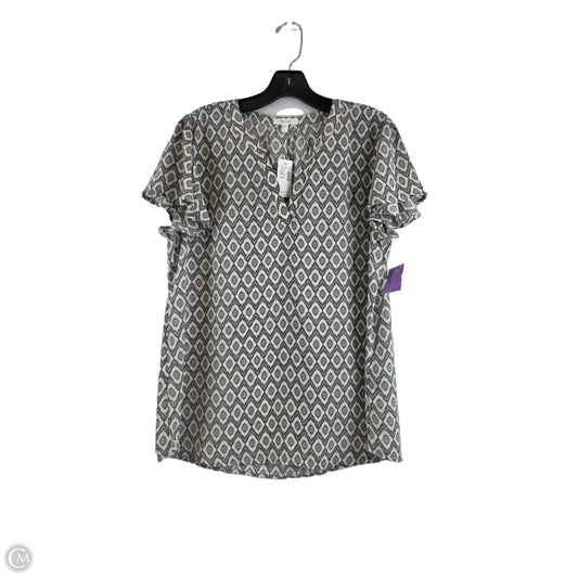 Top Short Sleeve By Maurices In Grey & White, Size: L