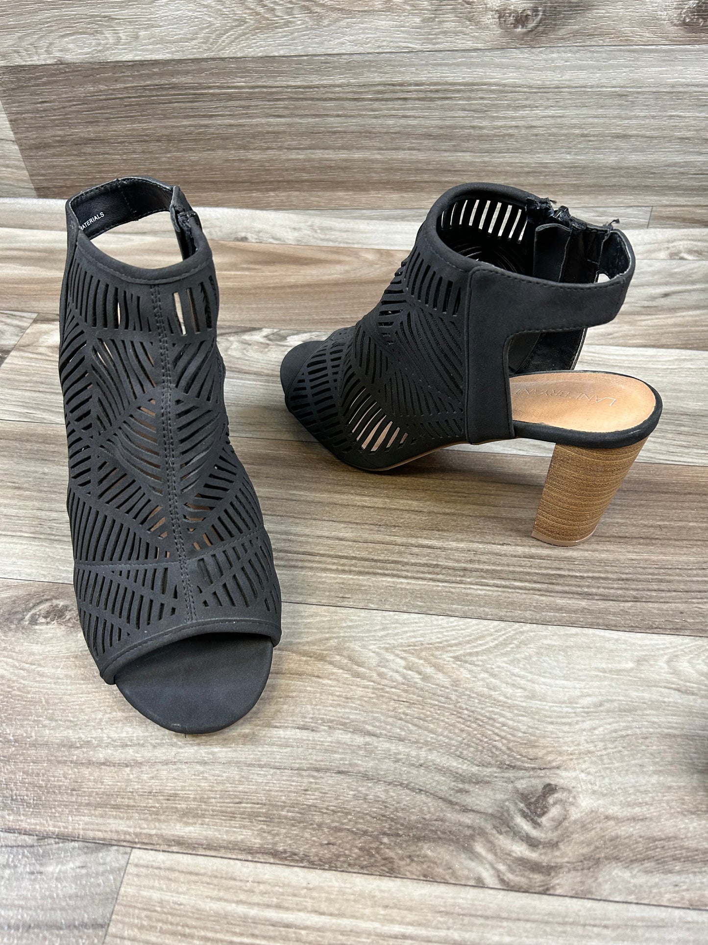 Sandals Heels Block By Lane Bryant  Size: 10