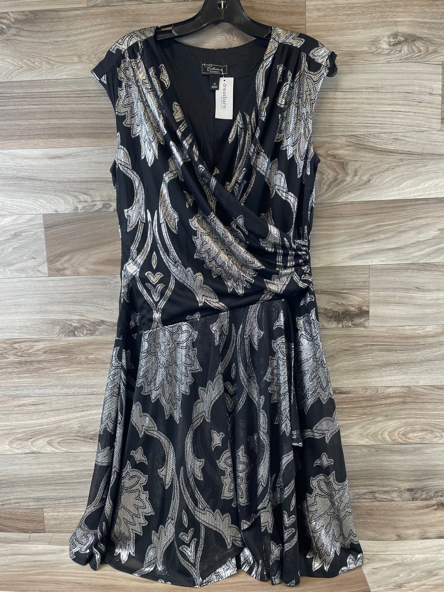 Dress Casual Midi By Dressbarn  Size: L