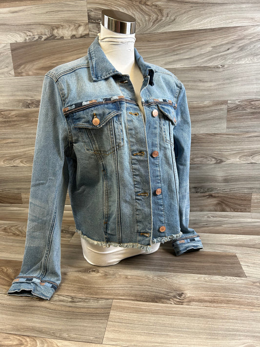 Jacket Denim By Clothes Mentor In Blue Denim, Size: M