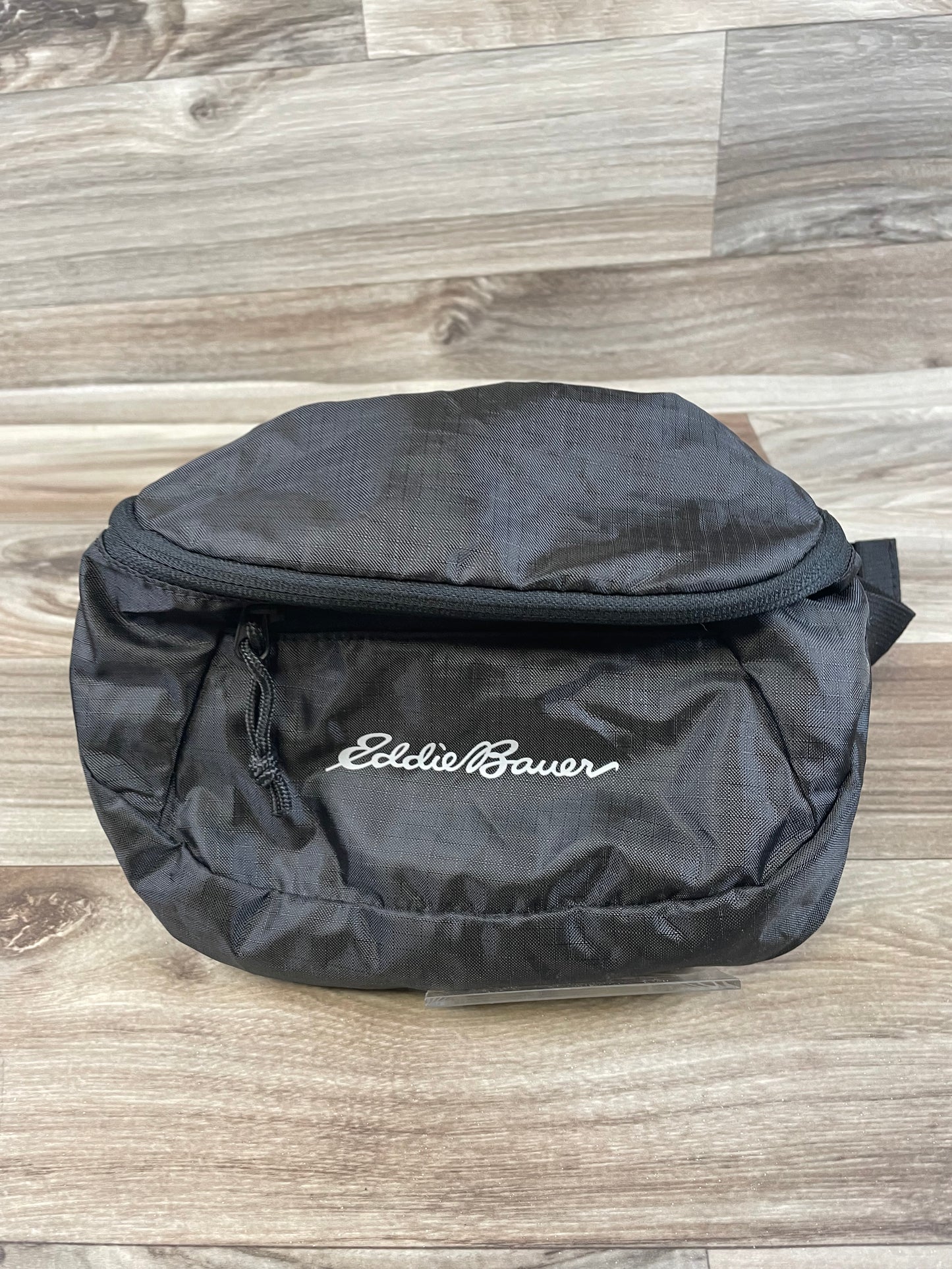 Belt Bag By Eddie Bauer, Size: Medium