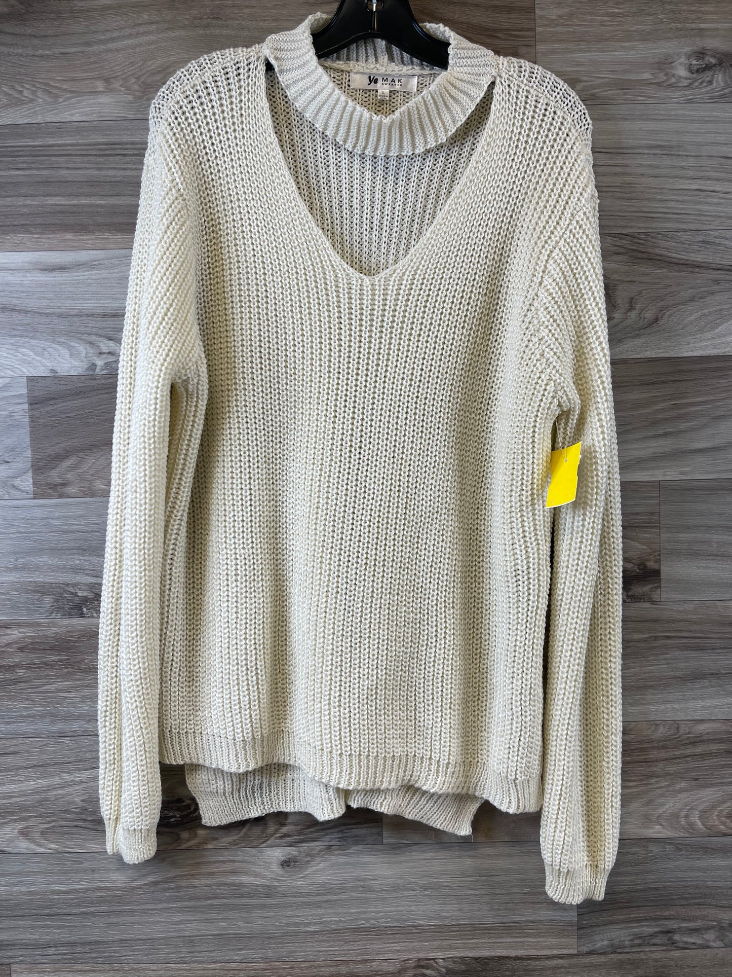 Sweater By Clothes Mentor In Tan, Size: L