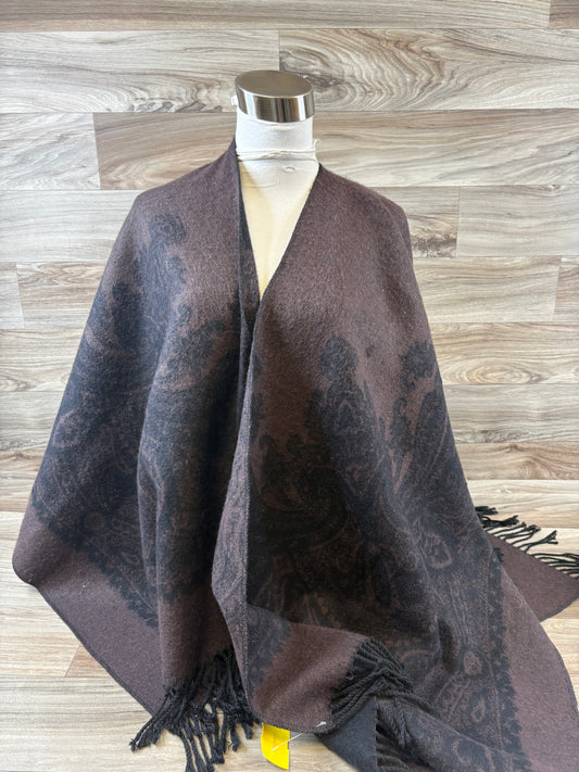 Shawl By Clothes Mentor In Black & Brown, Size: Osfm