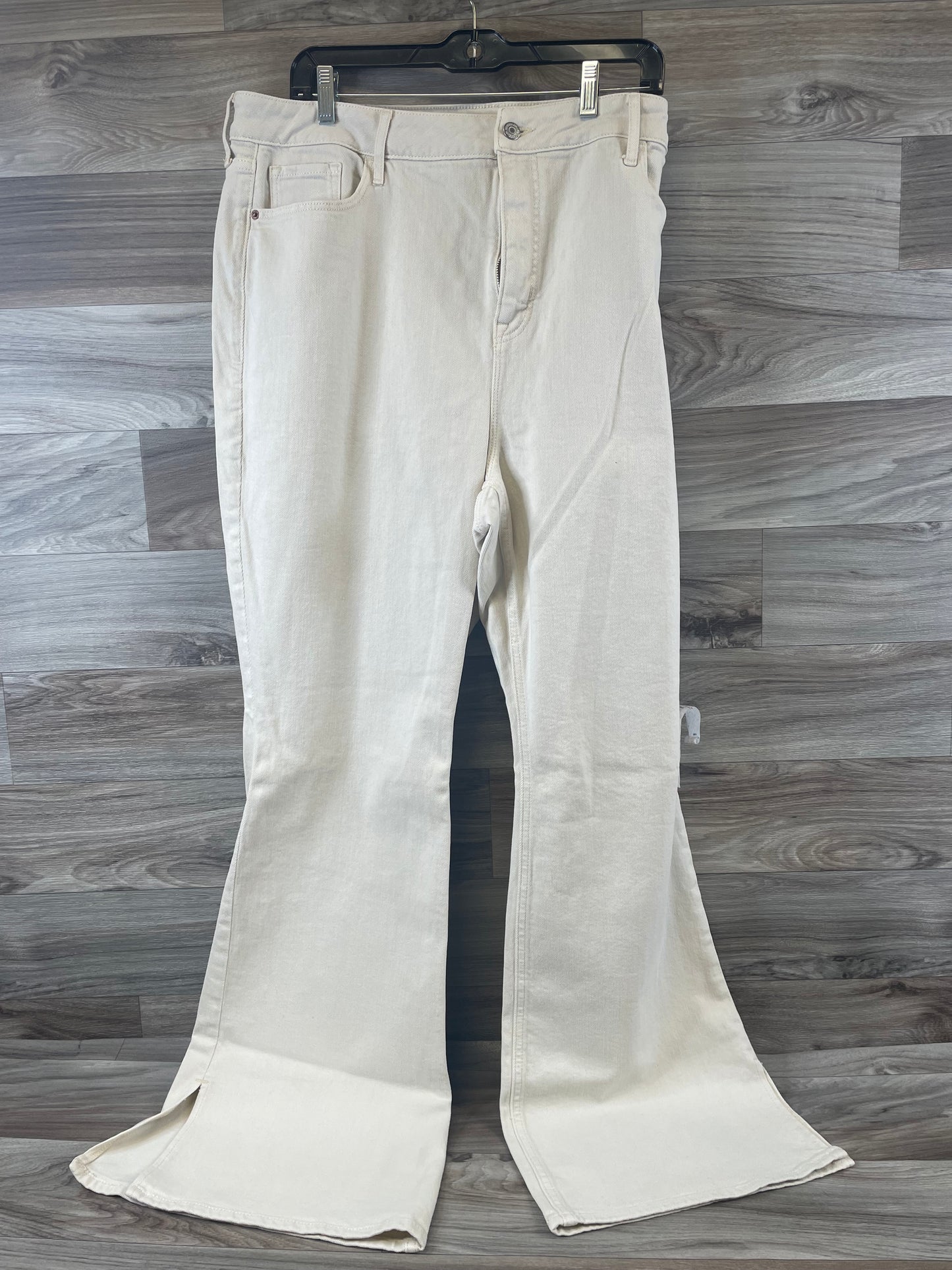 Jeans Flared By Old Navy In Cream, Size: 20