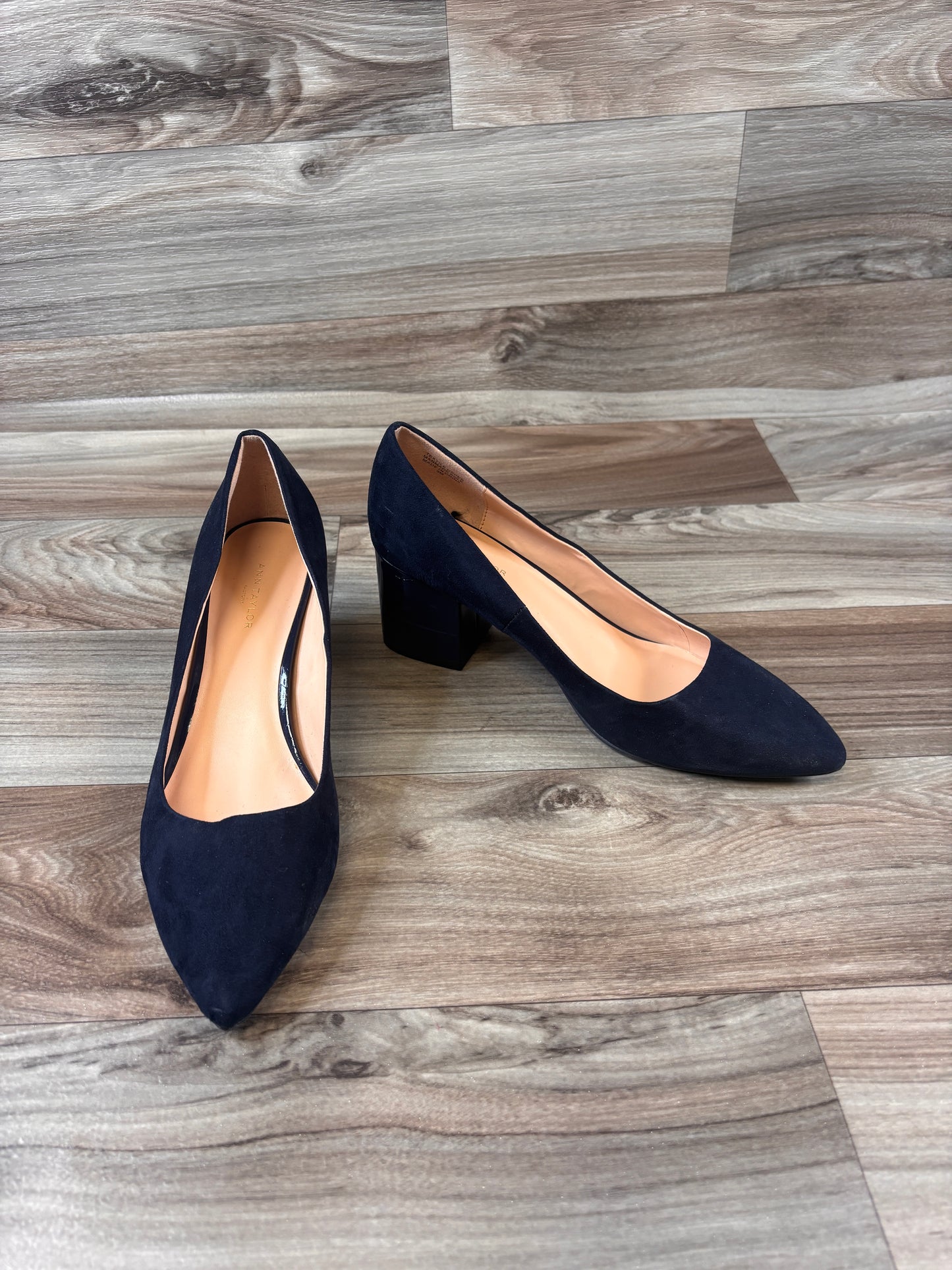 Shoes Heels Block By Ann Taylor In Navy, Size: 9