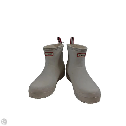 Boots Designer By Hunter In Cream, Size: 10