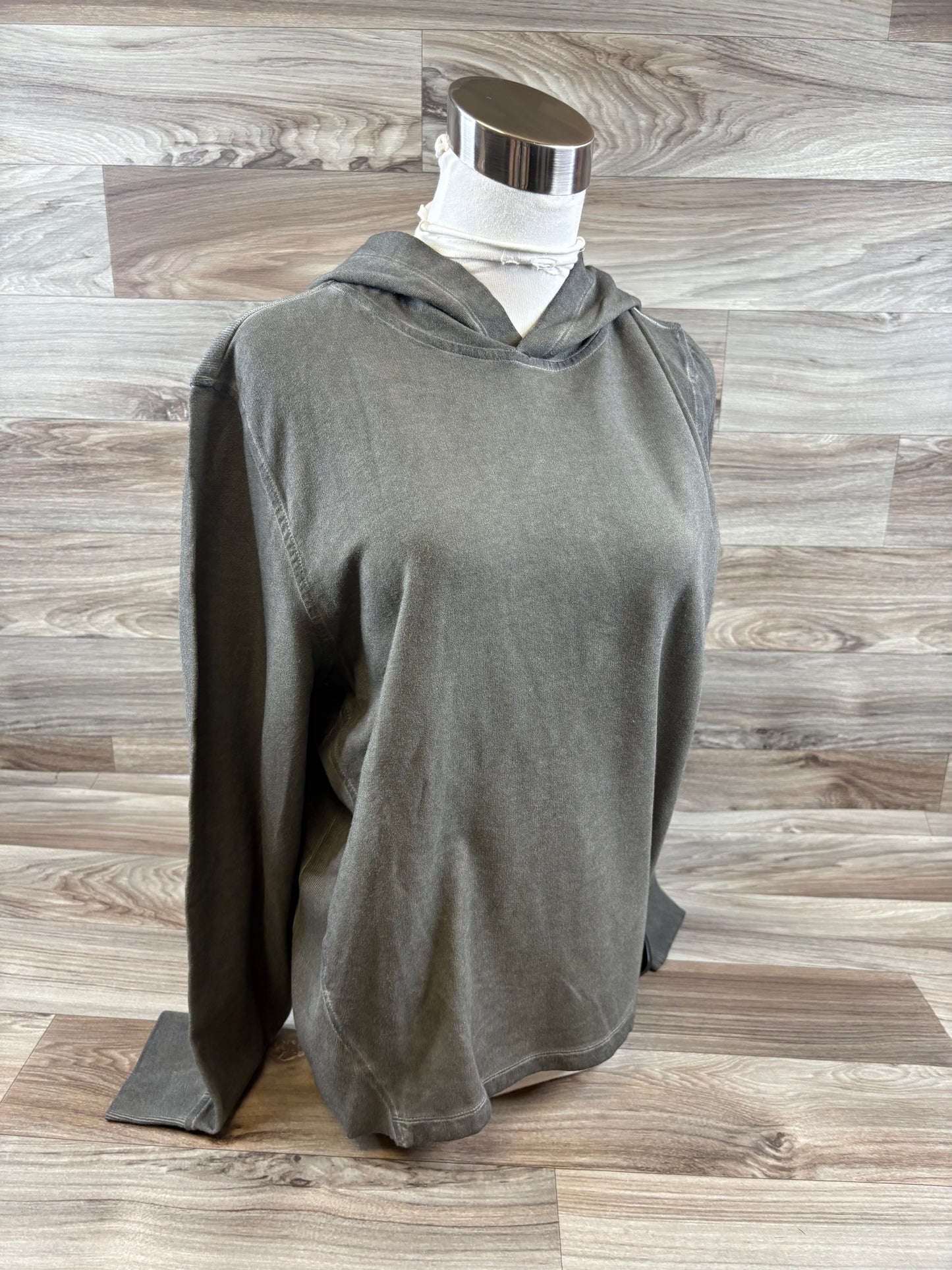 Top Long Sleeve Basic By Barefoot Dreams In Green, Size: L