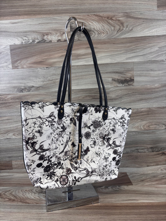 Tote By Clothes Mentor, Size: Large