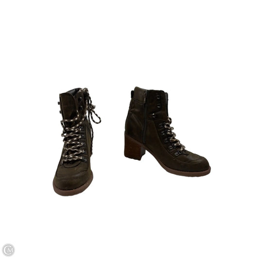 Boots Ankle Heels By Carlos By Carlos Santana In Green, Size: 10