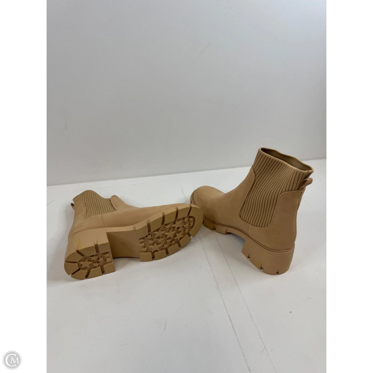 Boots Ankle Heels By Clothes Mentor In Tan, Size: 7