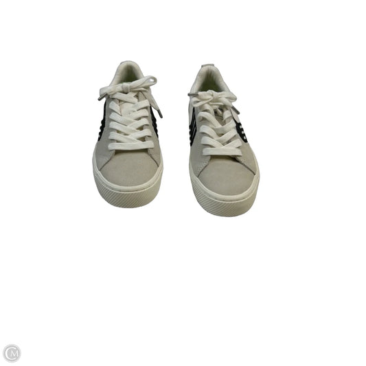 Shoes Sneakers By Cariuma In Grey & White, Size: 8.5