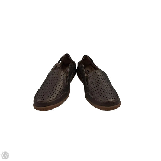 Shoes Flats By Spring Step In Bronze, Size: 7.5
