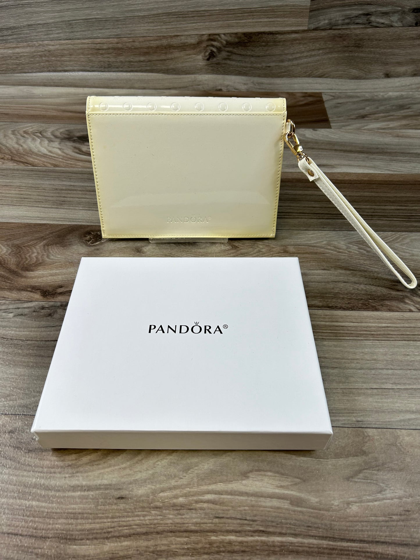 Clutch Pandora, Size Medium