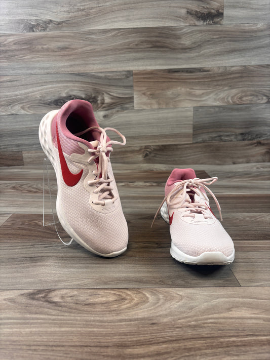 Pink & Red Shoes Athletic Nike Apparel, Size 8