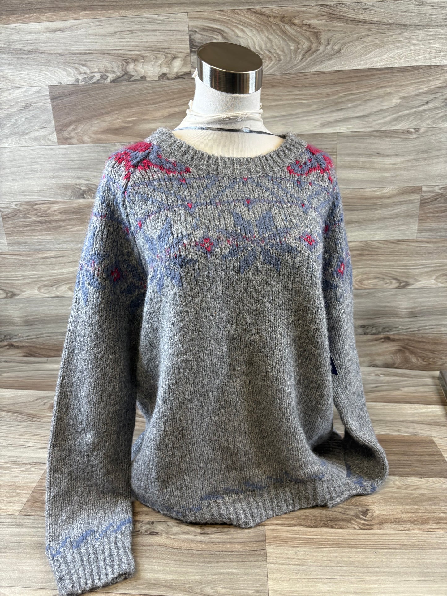 Sweater By Clothes Mentor In Grey & Pink, Size: Xl