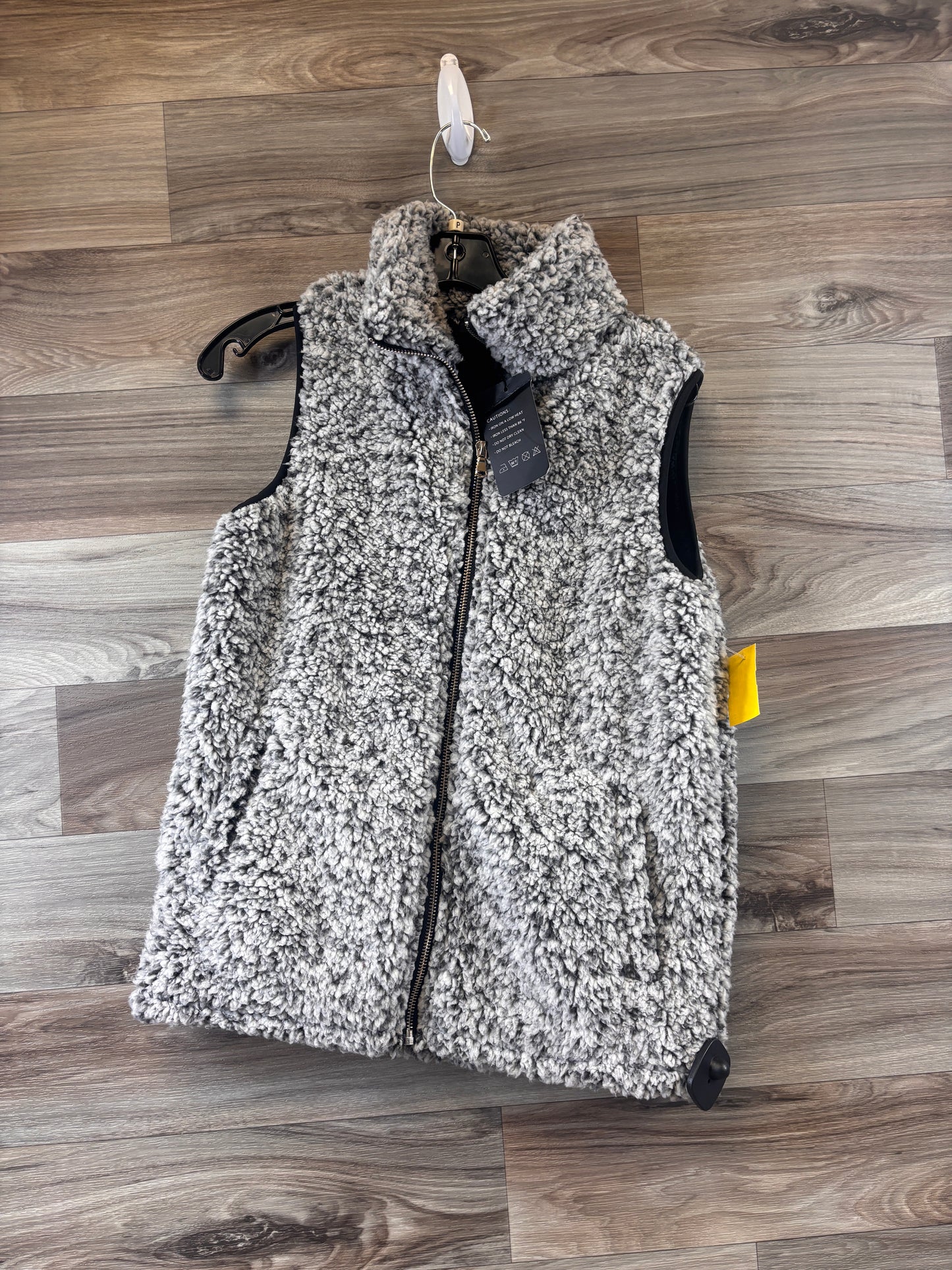 Vest Faux Fur & Sherpa By London In Silver, Size: S