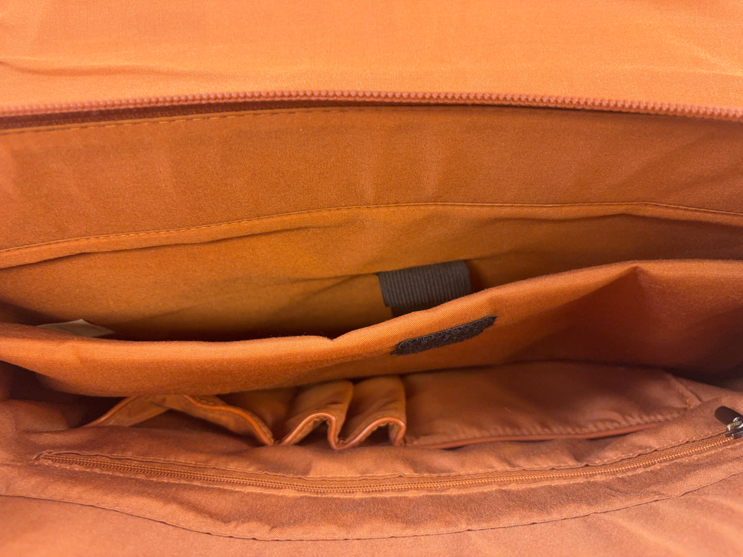 Laptop Bag By Clothes Mentor, Size: Large