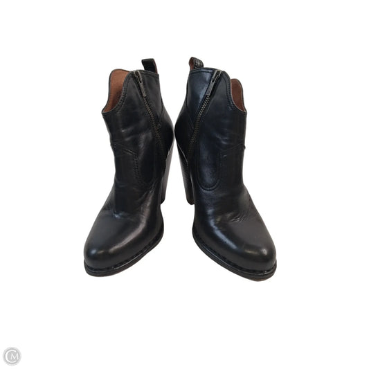 Boots Designer By Frye In Black, Size: 8.5