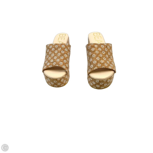 Sandals Heels Wedge By Matisse In Tan & White, Size: 6.5