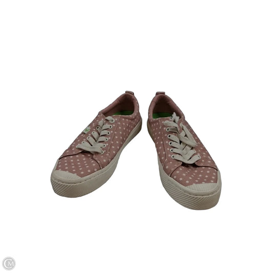 Shoes Sneakers By Cariuma In Polkadot Pattern, Size: 11