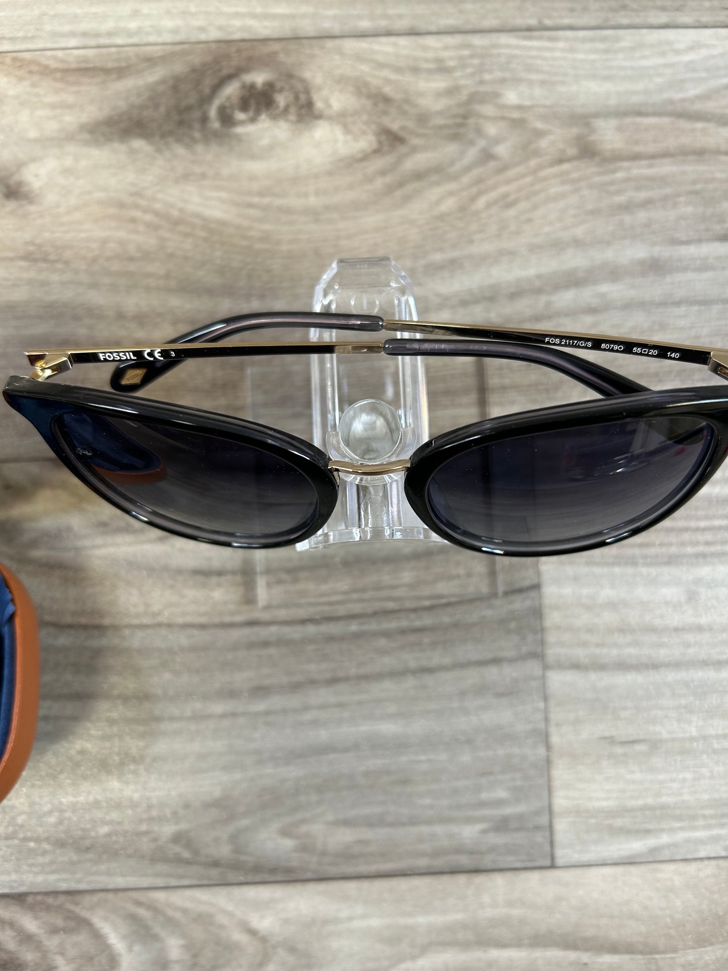 Sunglasses Designer By Fossil