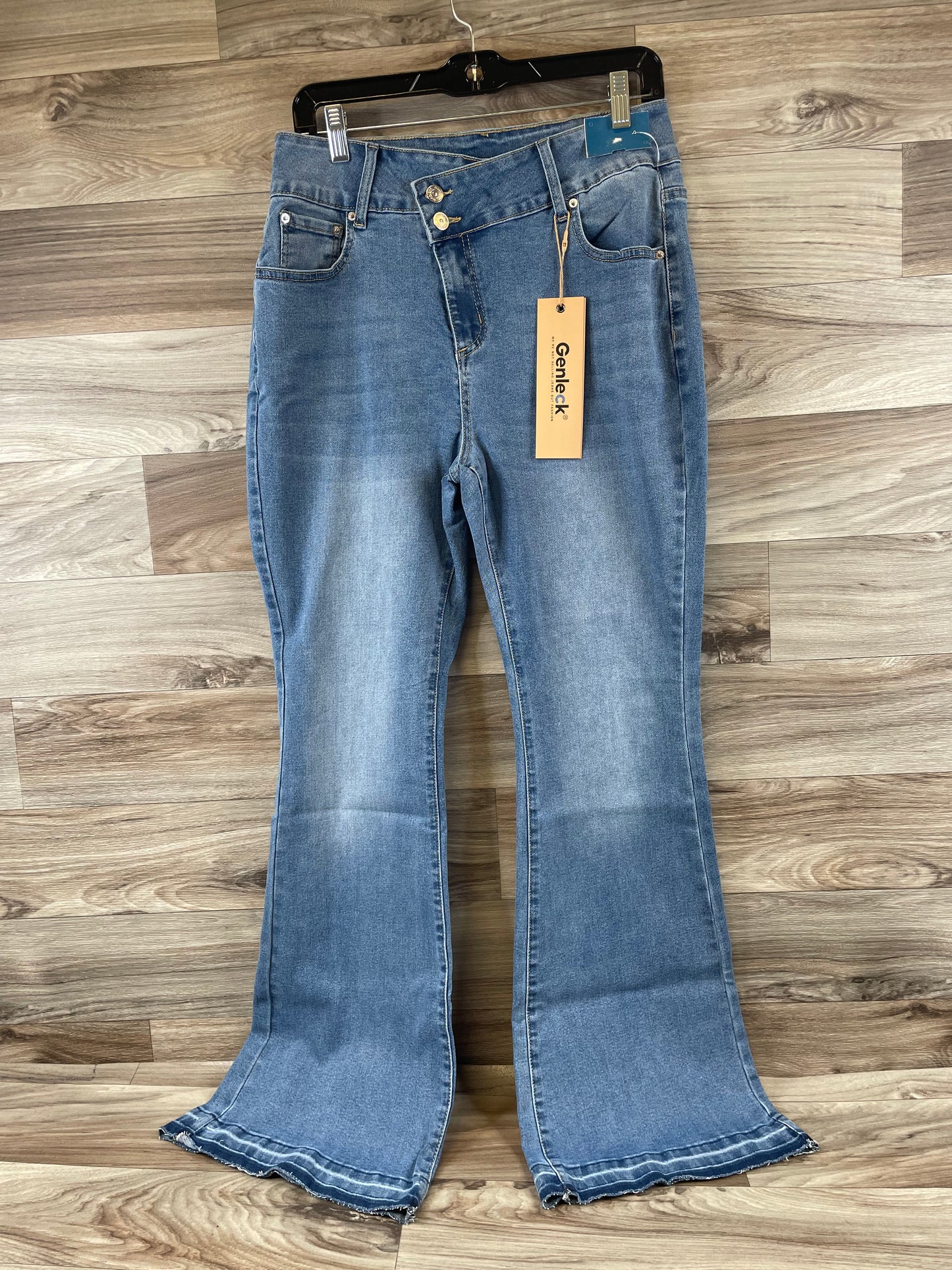 Jeans Flared By Clothes Mentor In Blue Denim, Size: 12