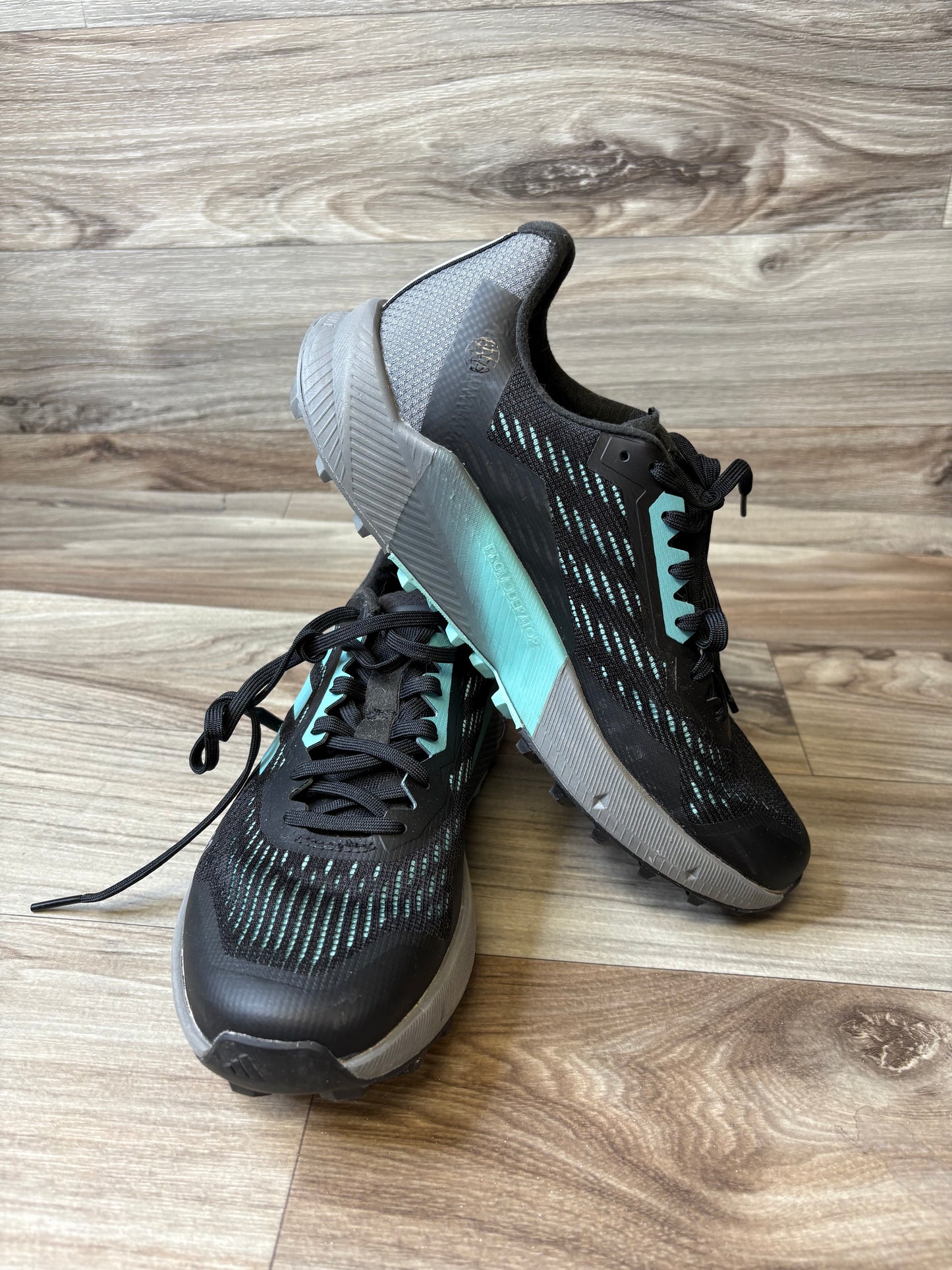 Shoes Athletic By Adidas In Teal, Size: 8.5