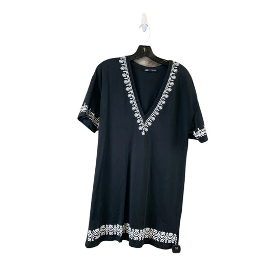 Top Short Sleeve By Zara In Black & White, Size: S