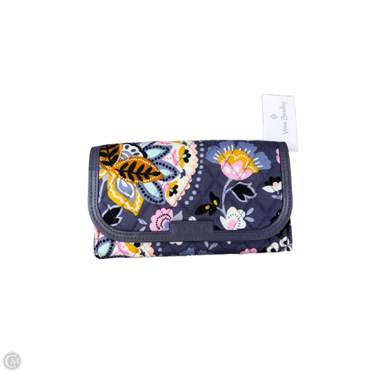 Wristlet By Vera Bradley, Size: Large