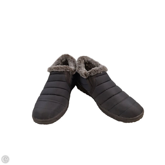 Boots Snow By Minnetonka In Grey, Size: 10