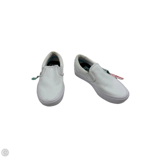 Shoes Sneakers By Vans In White, Size: 6