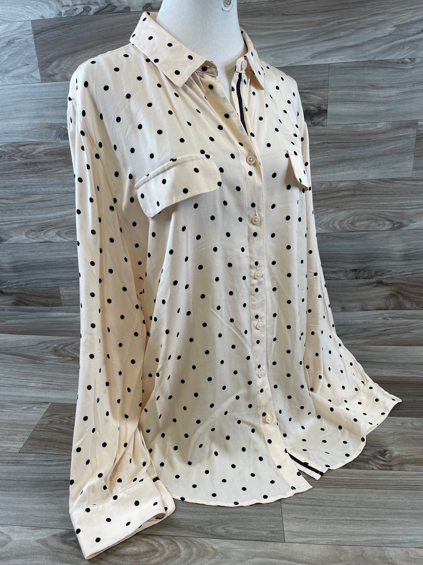 Top Long Sleeve By Chicos  Size: Xl