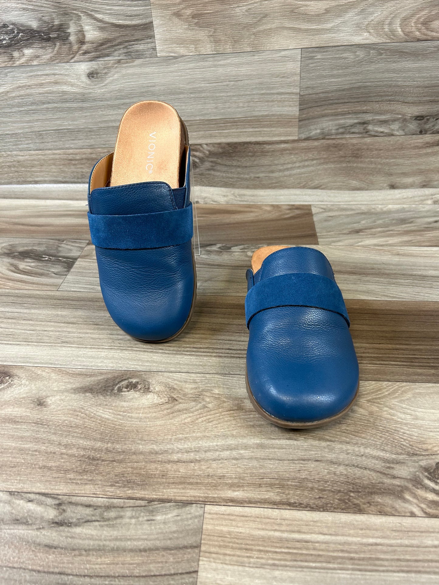 Shoes Flats By Vionic In Blue, Size: 7