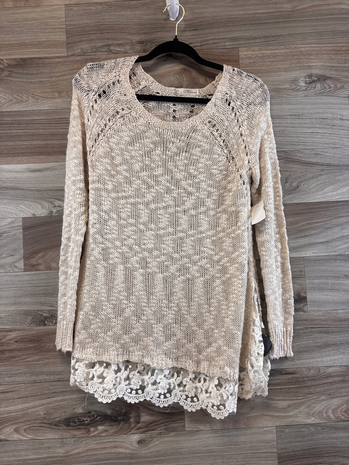 Top Long Sleeve By Clothes Mentor In Tan, Size: L