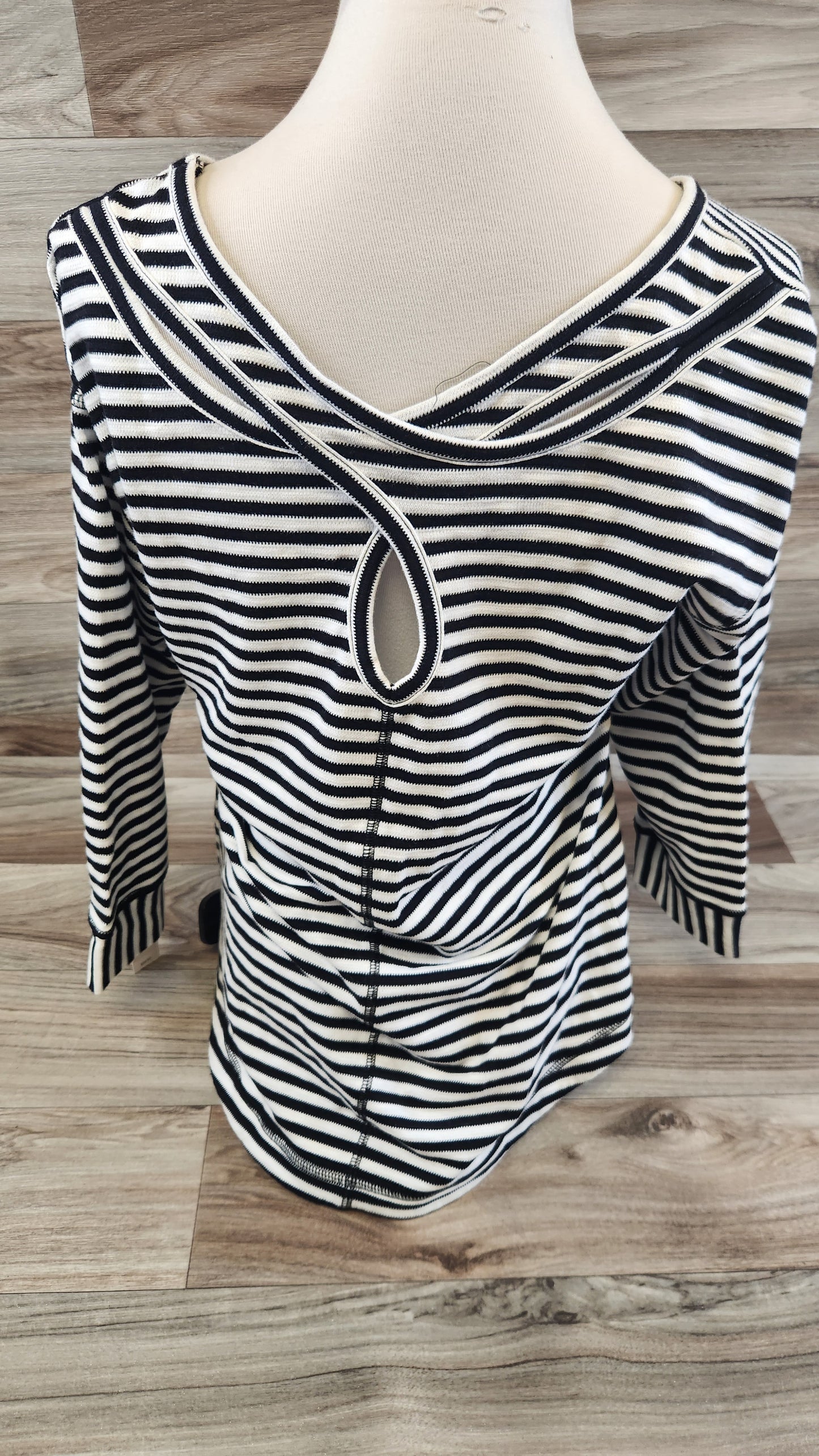 Top 3/4 Sleeve Basic By Talbots In Striped Pattern, Size: S