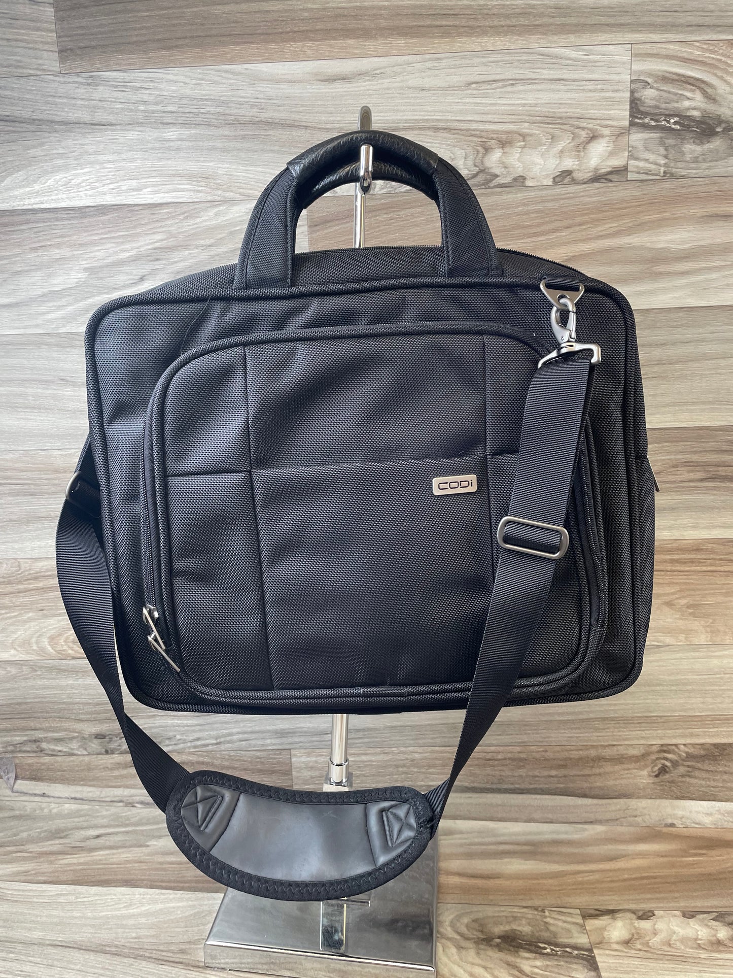 Laptop Bag By Clothes Mentor, Size: Large