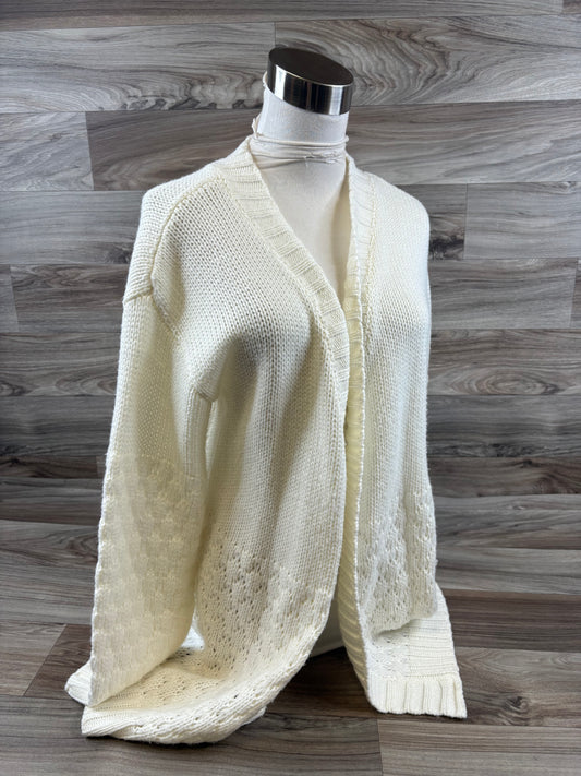 Sweater Cardigan By Clothes Mentor In Cream, Size: S