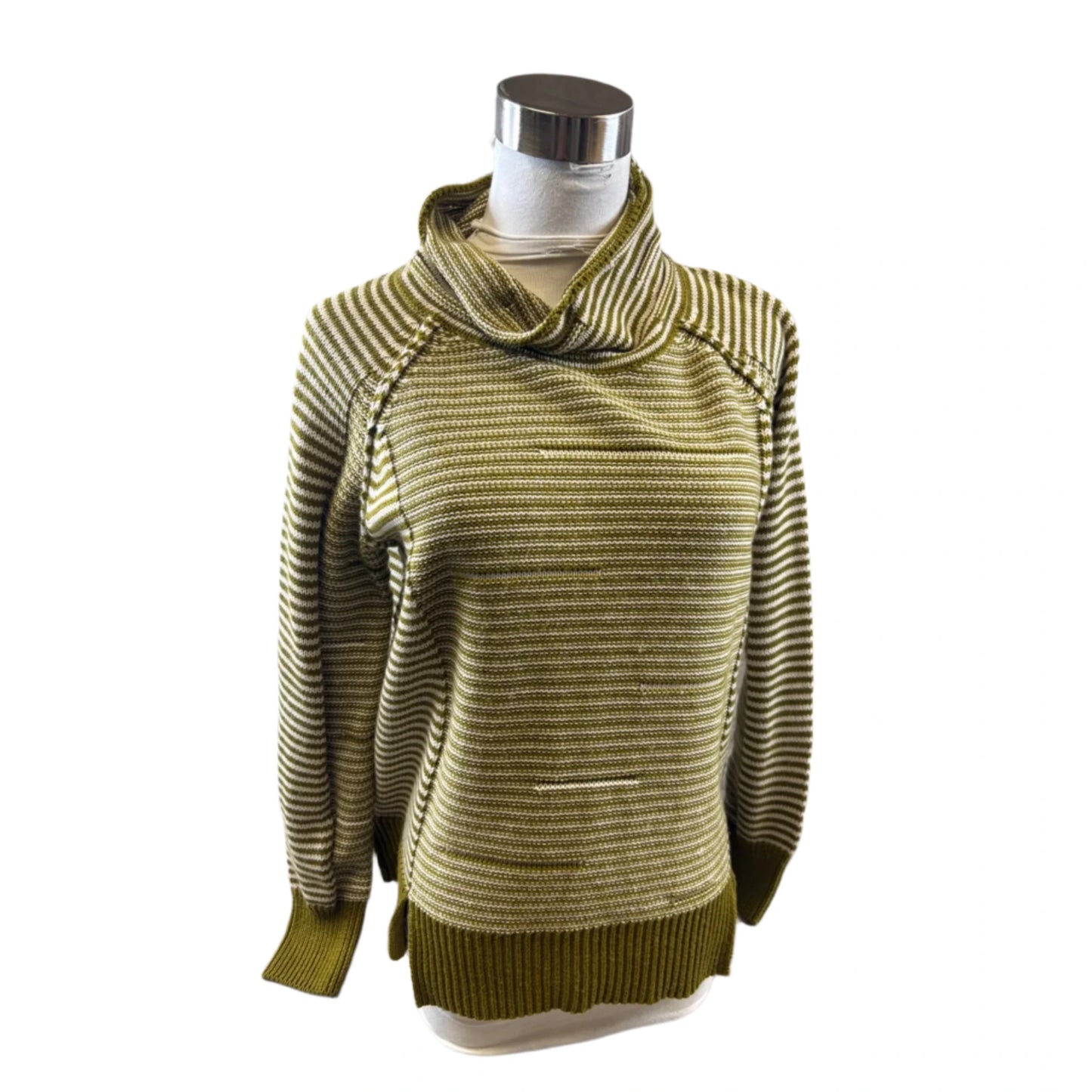 Top Long Sleeve By Clothes Mentor In Green & White, Size: Xs