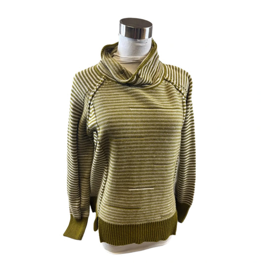 Top Long Sleeve By Clothes Mentor In Green & White, Size: Xs